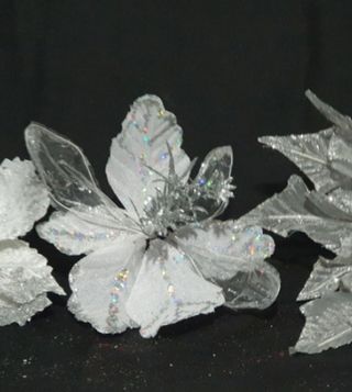 Decori albero, bianco,argento, glitterati. 41 pz