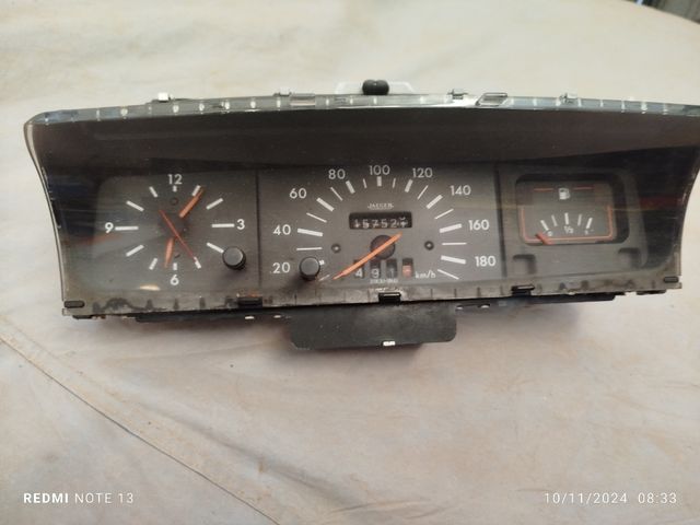 Cuadro de cuentakilómetros de Fiat regata