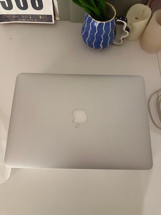 MacBook Air 13” con caja original