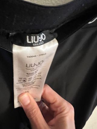 Dos prendas de  Liu Jo: Leggings y pantalón deport