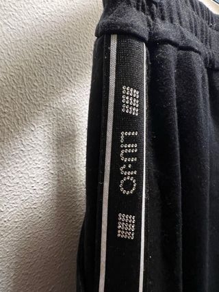 Dos prendas de  Liu Jo: Leggings y pantalón deport