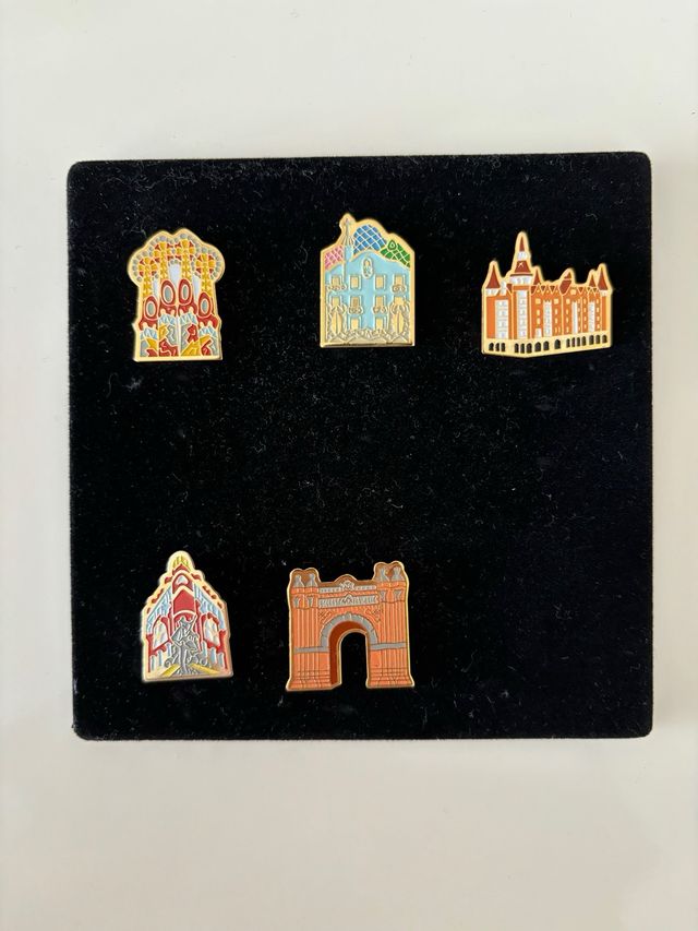 Pins Colección Monumentos emblemáticos d Barcelona