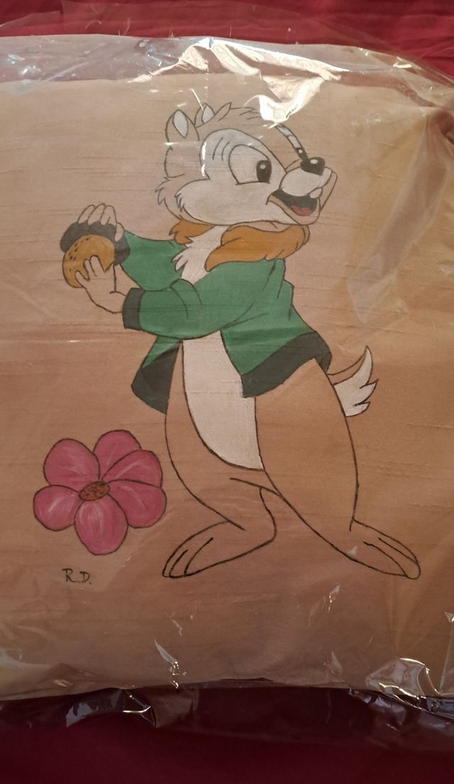 Cuscino dipinto a mano