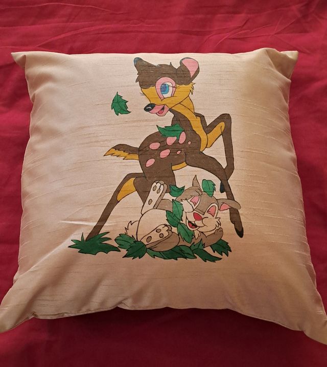 Cuscino dipinto a mano