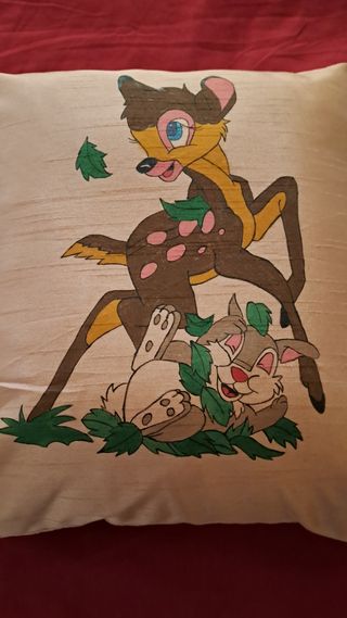 Cuscino dipinto a mano