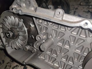 Despiece motor Aprilia SR 50 inyección Suzuki kata