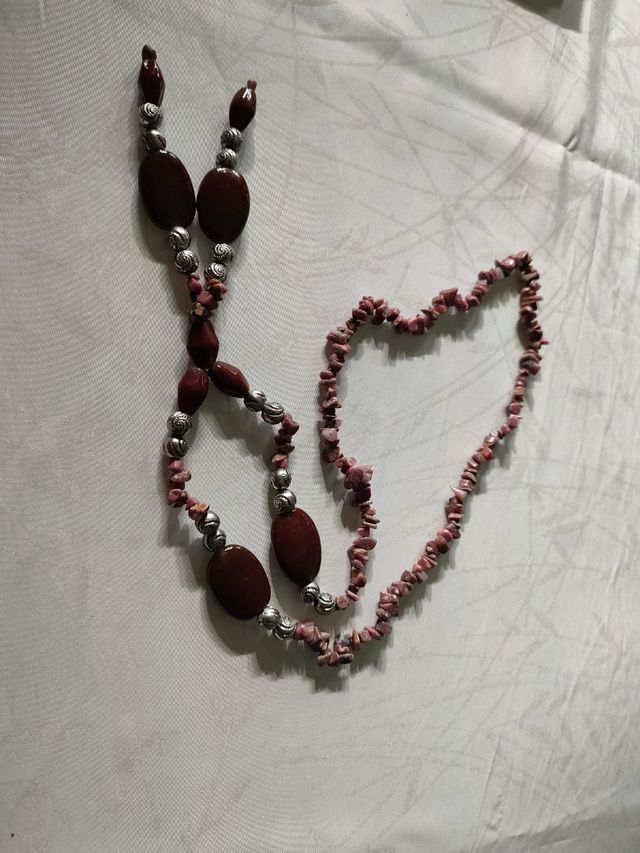 Bigiotteria: due collane + un bracciale