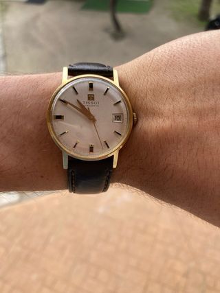 Reloj Tissot visodate bañado en oro (20 micrones)