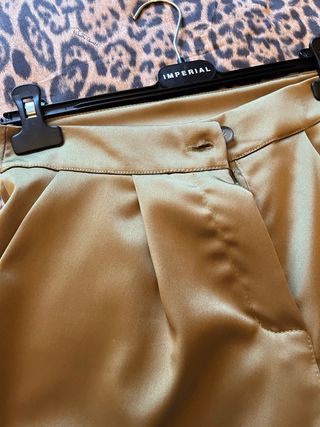 Pantaloni in raso