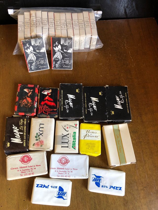 Jabones pequeños antiguos