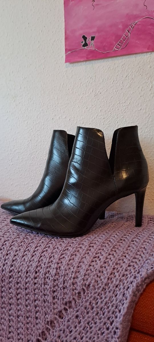 Botas tacón alto de Stradivarius