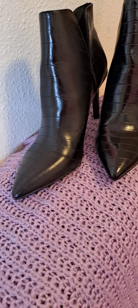 Botas tacón alto de Stradivarius