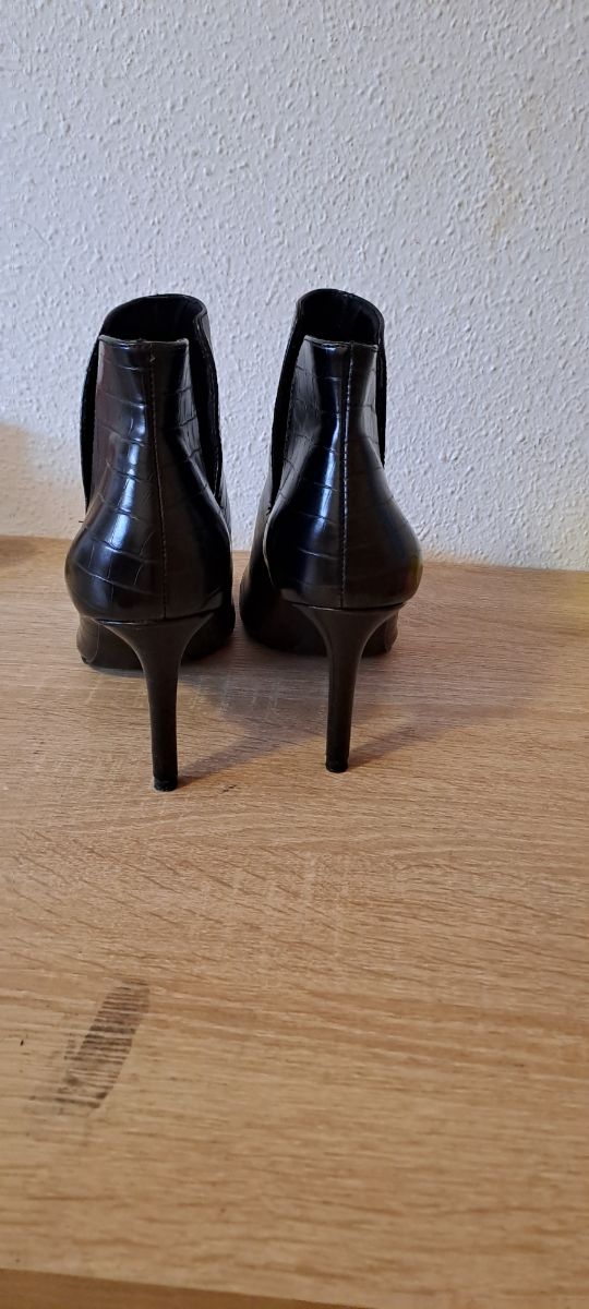 Botas tacón alto de Stradivarius