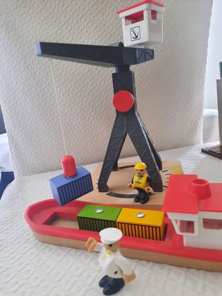 Juego madera, grúa barco