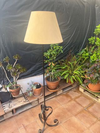 Lámpara de pie