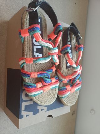 Sandalias bimba y lola T.37