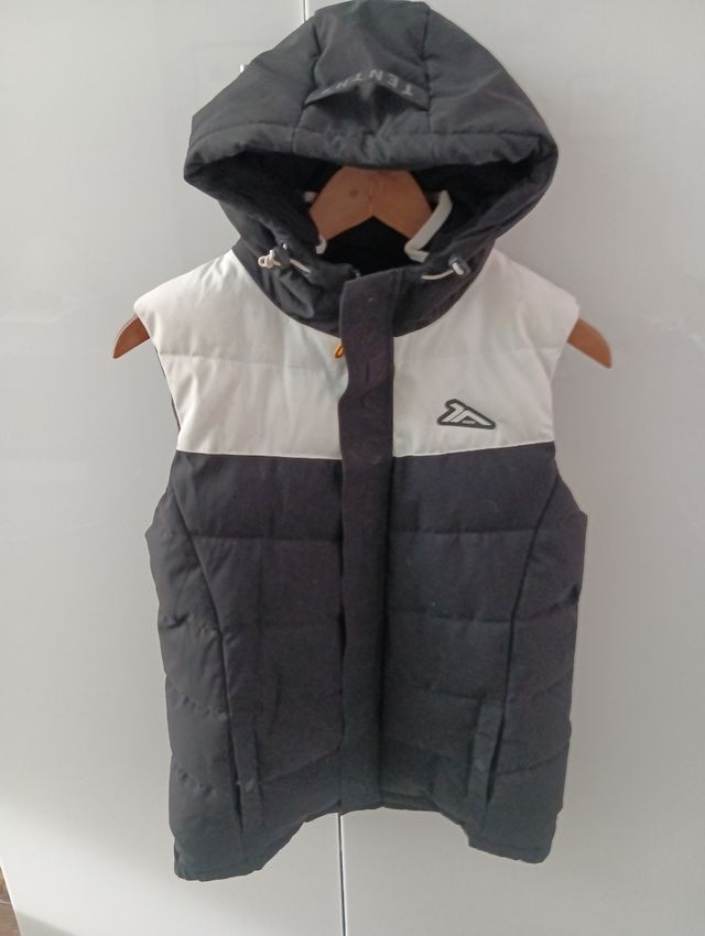 Chaleco infantil de la marca tenth