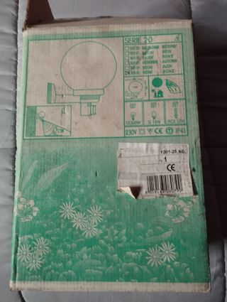 Applique da esterno con sfera trasparente