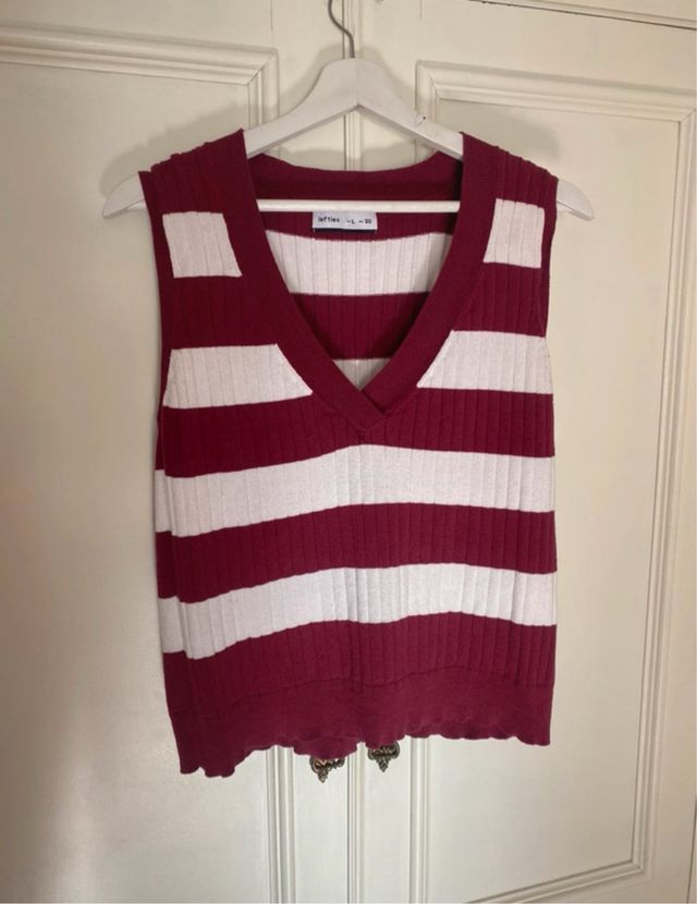 Chaleco de rayas de Lefties