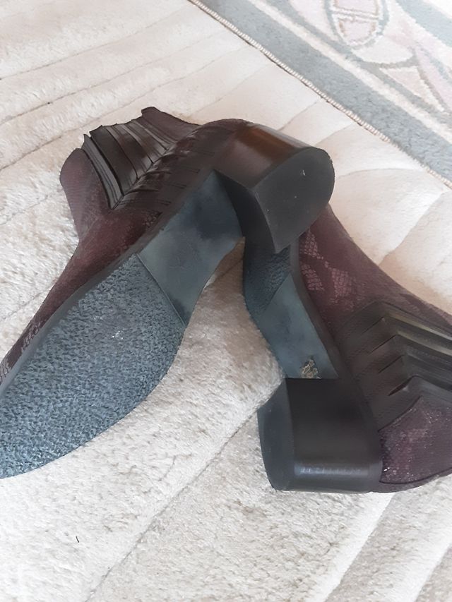 Botines piel efecto serpiente #39