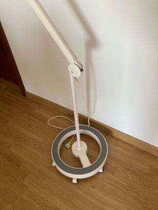 Flexo lupa de estética