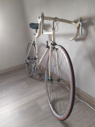 Bicicleta vintage de carretera