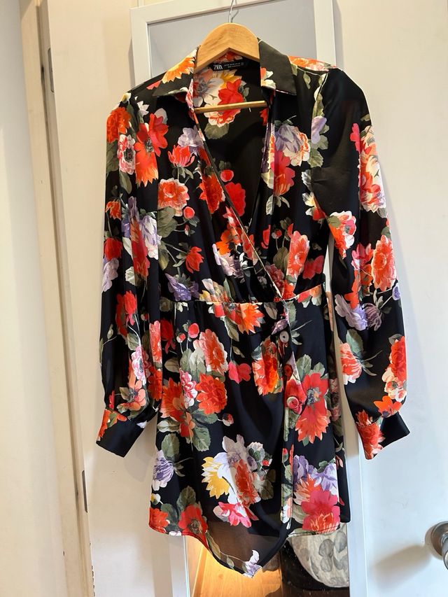 Vestido zara satinado