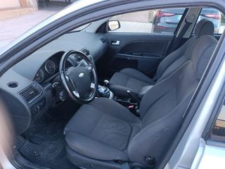 Ford Mondeo 2001