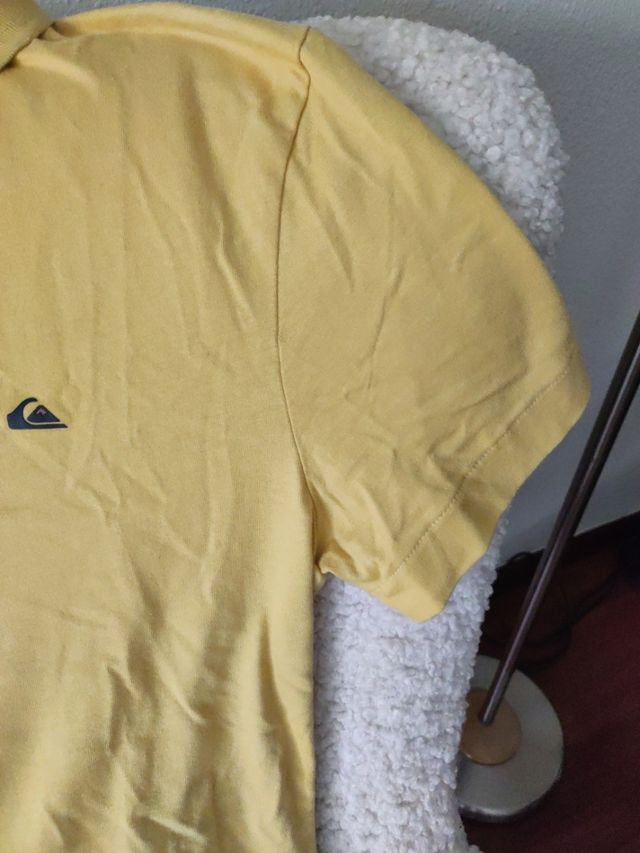 Polo de chico de Quicksilver.