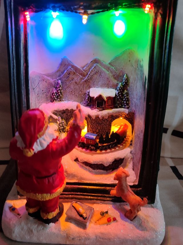 Escenario de  Navidad luz ,movimiento y musical.