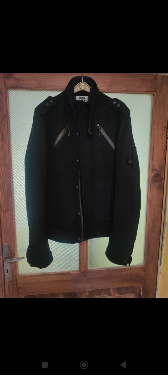 Giubbotto Bershka uomo lana 70%