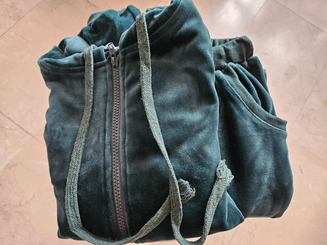 Chándal de terciopelo verde de mujer talla S