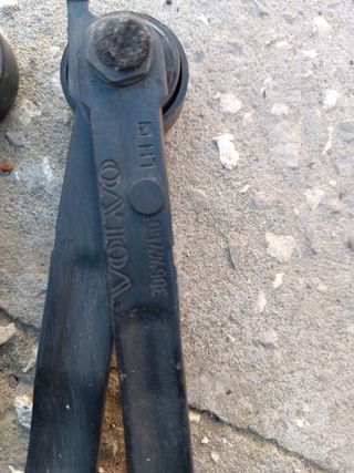 Bisagras portón trasero Volvo xc90 