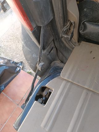 Bisagras portón trasero Volvo xc90 