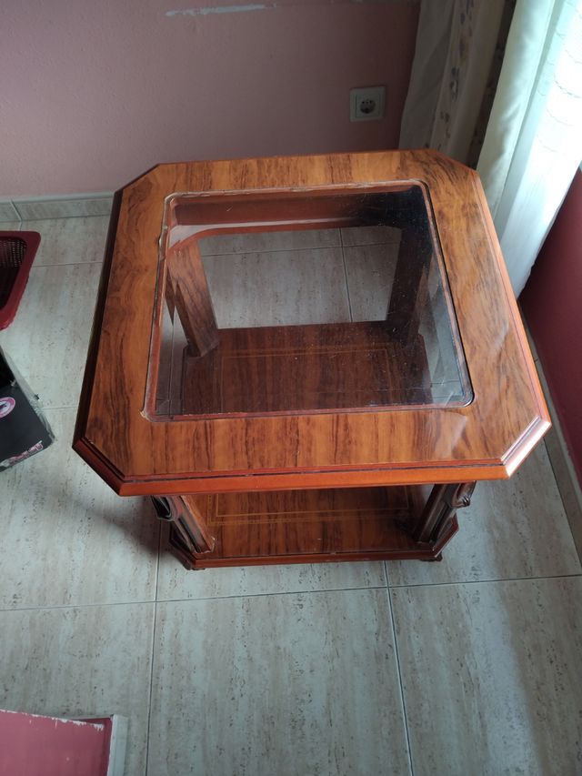 Mesa rinconera comedor