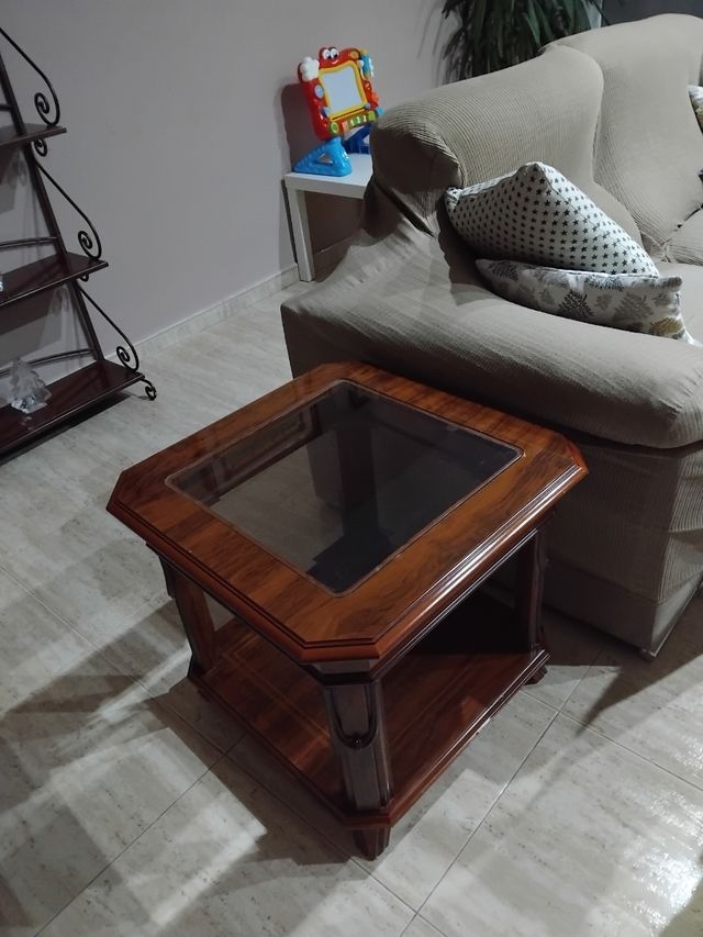 Mesa rinconera comedor