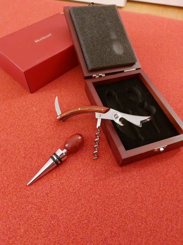 Cofanetto apribottiglie Brandani