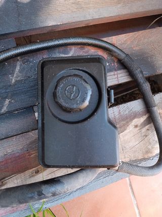 Bote liquido dirección Volvo xc90 