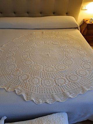 Se vende tapete ganchillo hecho a mano.