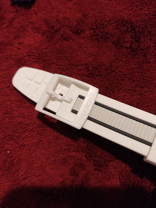 Correa para reloj marca Swatch scuba.