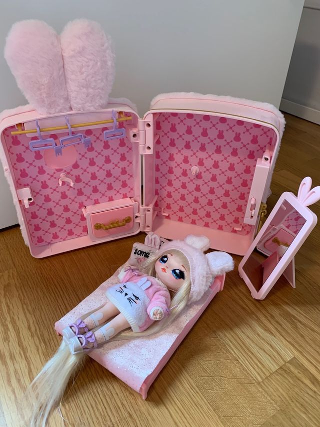 Na na na Surprise rosa