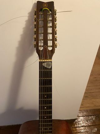 guitarra española yamaha