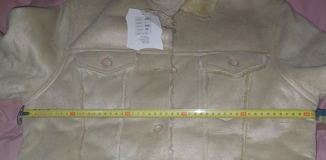 Abrigo corto sin estrenar