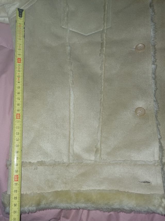 Abrigo corto sin estrenar