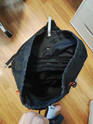 Mochila de montaña Quechua 20L