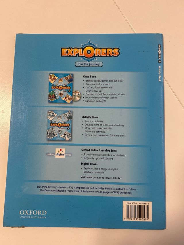 Explorers 1. Activity Book (Spanish Edition)