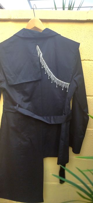 Cazadora, blazer gabardina negra asime