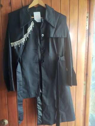 Cazadora, blazer gabardina negra asime