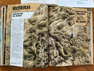 Set due volumi sulla Terra