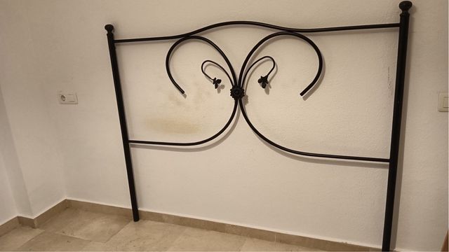 Cabecero de hierro forjado